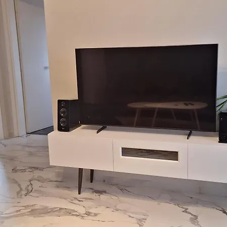 Apartment White Palace Vlore