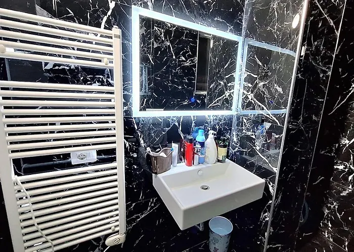 White Palace * Vlorë