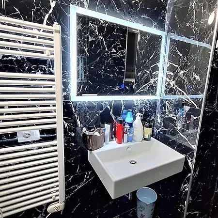 White Palace * Vlorë